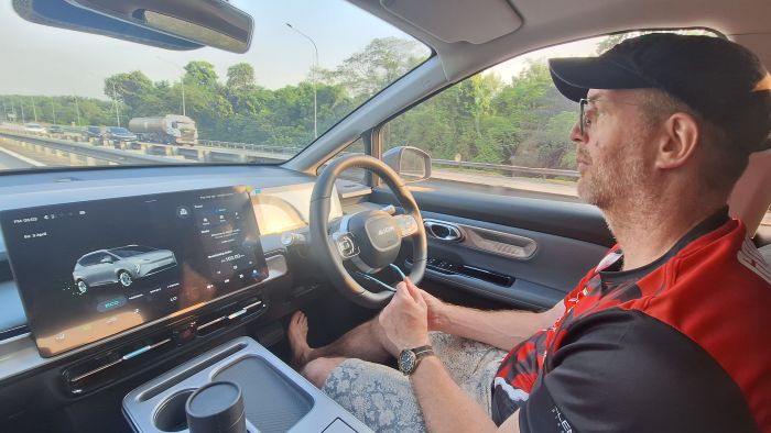 The Week in Review by Asian Trucker's Stefan Pertz